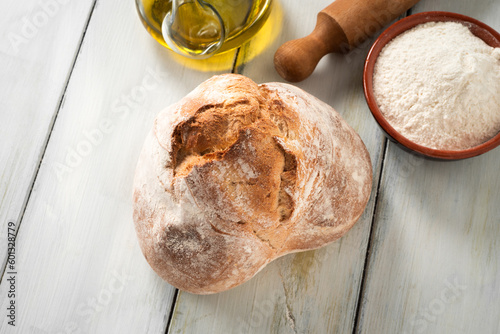 Su moddizzosu, pane tradizionale del sud sardegna con farina di grano duro e lievitazione naturale, cibo italiano  photo