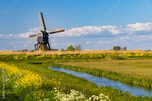 Windmill Broekmolen, Molenlanden - Nieuwpoort, The Netherlands photo