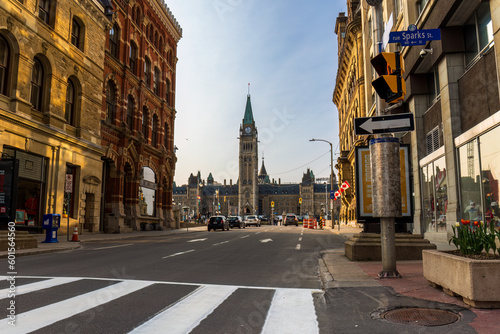 Fototapeta Naklejka Na Ścianę i Meble -  Canada, Parliament Hill in Ottawa after a day's work