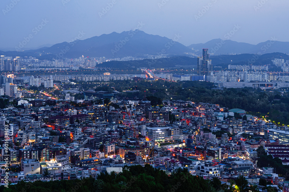 View of the Gangnam from the Namsan (mountain) on dust day-Seoul, Korea
Dust wind comes from China on spring