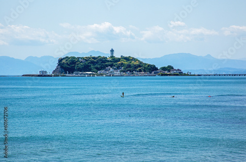 江ノ島と七里ヶ浜海岸｜湘南のこの景観にはなぜか郷愁と安らぎを感じます
