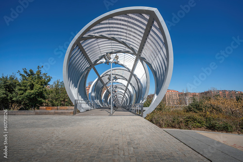 фотографія Arganzuela Footbridge at Madrid Rio Park - Madrid, Spain