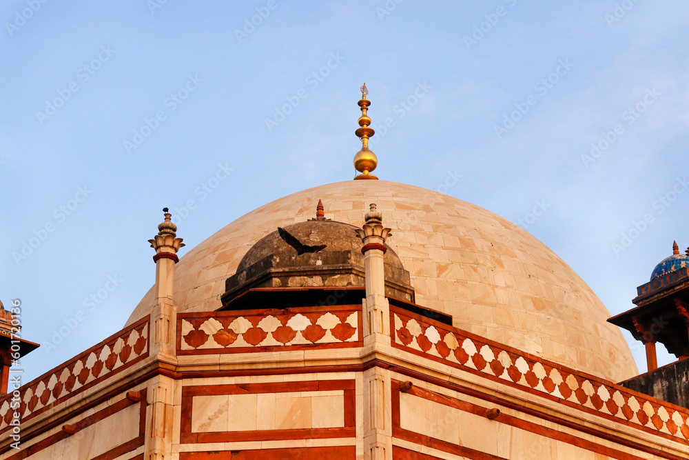 Φωτογραφία Delhi Humayun's tomb of Mughal Emperor Humayun designed by Persian architect Mirak Mirza Ghiyas in New Delhi, India