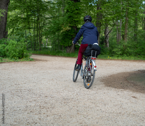 Fahrradfahrer - in der Natur Sport © Conny Kämmerer