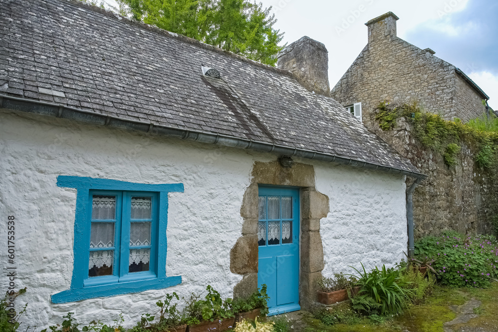 Brittany, Ile aux Moines island, typical houses in the village.