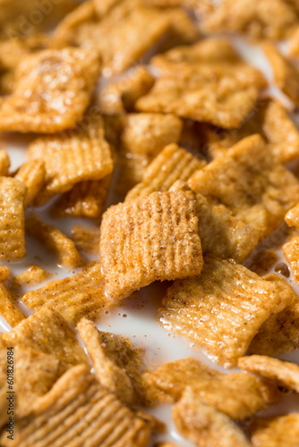 Canvas Print Sweet Crunchy Cinnamon Breakfast Cereal