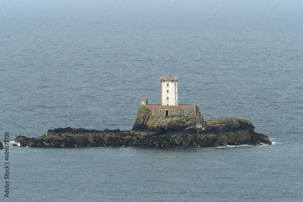 Le phare du Lost pic à la pointe de Bilfot en Bretagne- France