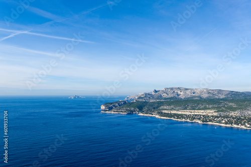 Vue sur la mer méditerranée, depuis la Route des Crêtes entre Marseille et Cassis © PPJ