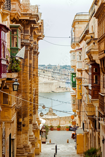 Beautiful street of Valetta, Malta © Anastasia Prisunko