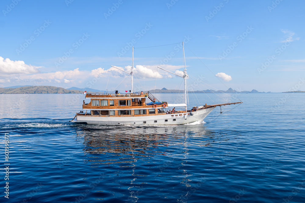 cruise tour at komodo national park, indonesia