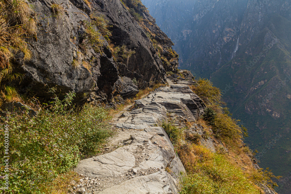 Hiking trail in Tiger Leaping Gorge, Yunnan province, China