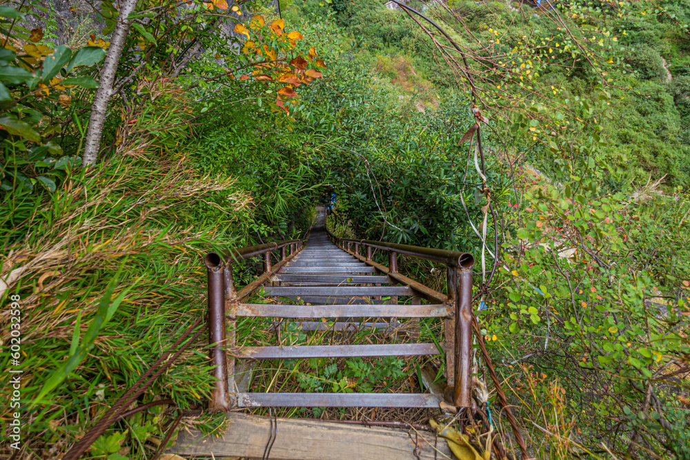 High ladder on a hiking trail in Tiger Leaping Gorge, Yunnan province, China High ladder on a hiking trail in Tiger Leaping Gorge, Yunnan province, China