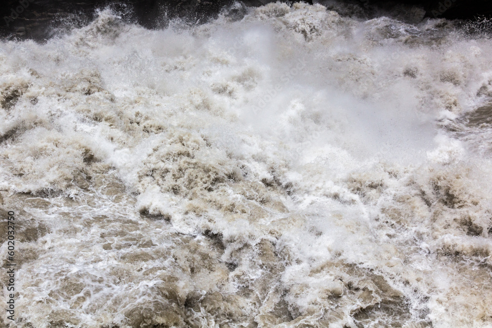 Rapids of Jinsha river in Tiger Leaping Gorge, Yunnan province, China
