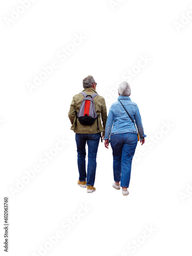 Couple de soixante ans se promenant, Monsieur à un petit sac à dos.  photo