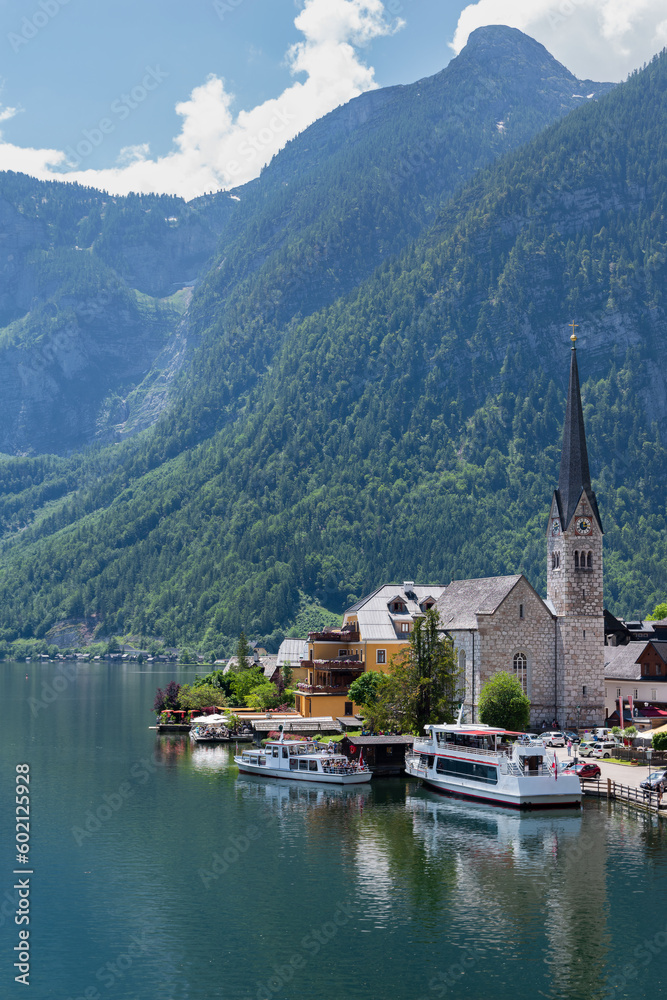 Fototapeta premium Hallstatt lake in summer, Austria