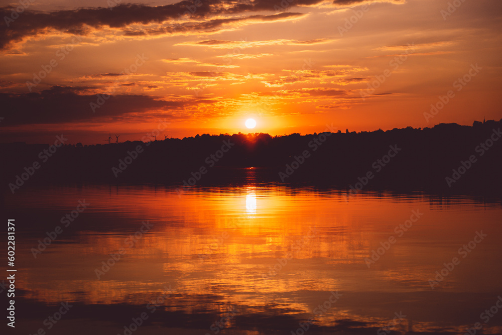 Sunset on the sea Sonnenuntergang am See Sunset on the sea Sonnenuntergang am See