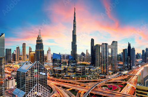 Papier peint Amazing skyline of Dubai City center and Sheikh Zayed road intersection, United