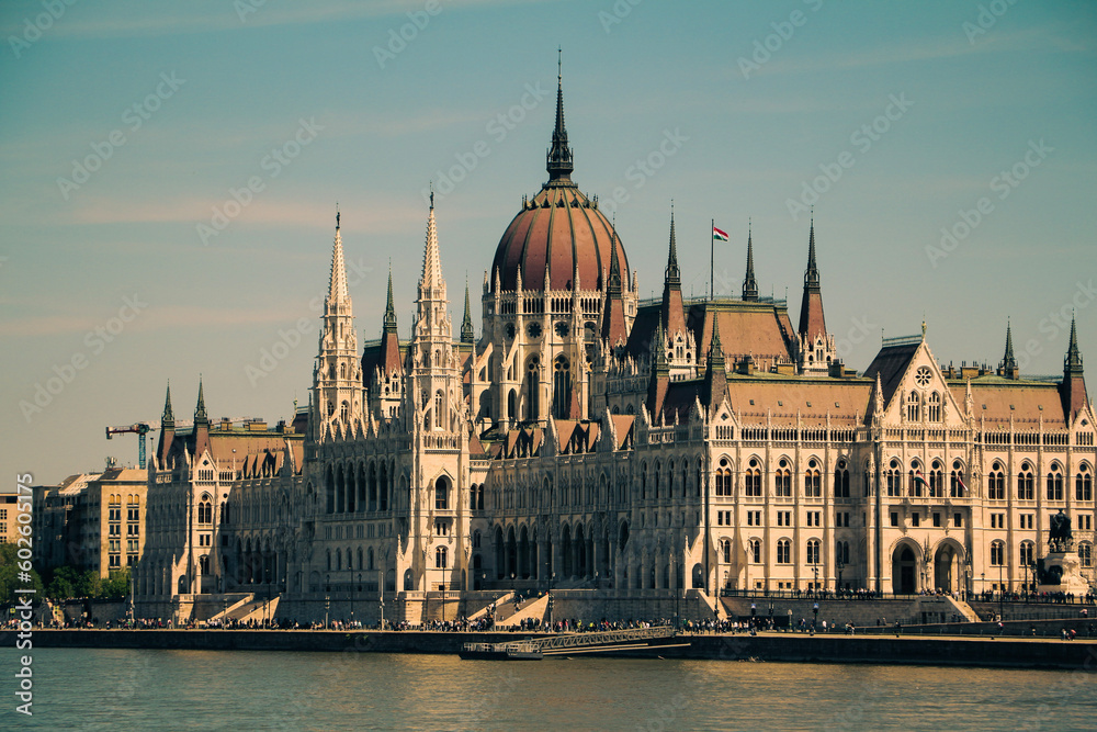 Fototapeta premium hungarian parliament