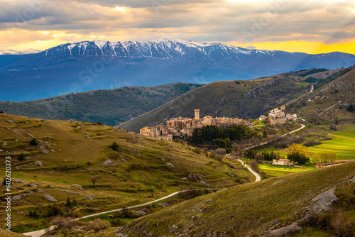 Abruzzo - Gran Sasso - Santo Stefano di Sessanio - Italy фототапет