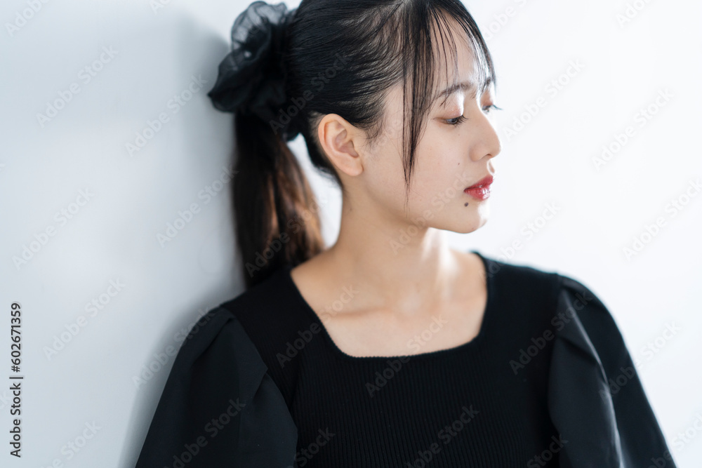 爽やかな若い女性 爽やかな若い女性