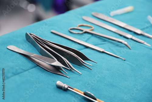 Surgical instruments and equipment put on green cloth