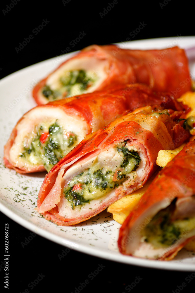 chicken breast stuffed with broccoli and cheese wrapped with bacon chicken breast stuffed with broccoli and cheese wrapped with bacon