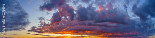 Canvas Print Natural background: dramatic sky at sunset