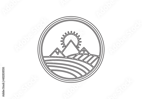 Mountain Logo Template. Vector Illustrator 