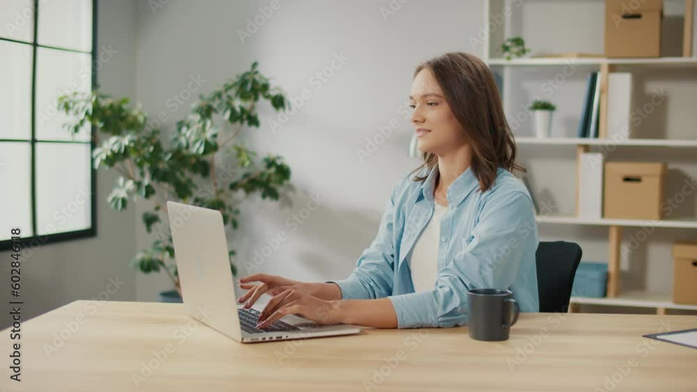 Smiling Business Woman Work From Home, Waiting For a Coffee Break. Advantages and Disadvantages of Remote Work. Organization of the Workspace at Home.Remote Work as a Way to Increase Productivity. Smiling Business Woman Work From Home, Waiting For a Coffee Break. Advantages and Disadvantages of Remote Work. Organization of the Workspace at Home.Remote Work as a Way to Increase Productivity.