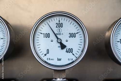 hydrogen manometer pressure indicator photo