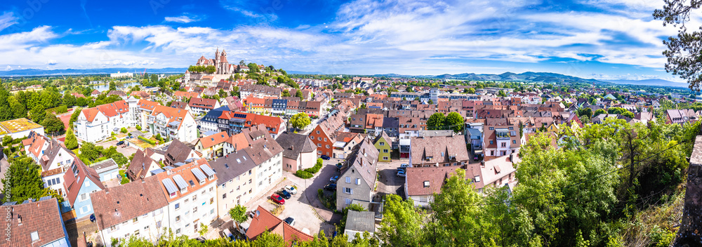 Naklejka premium Historic town of Breisach cathedral and rooftops panoramic view