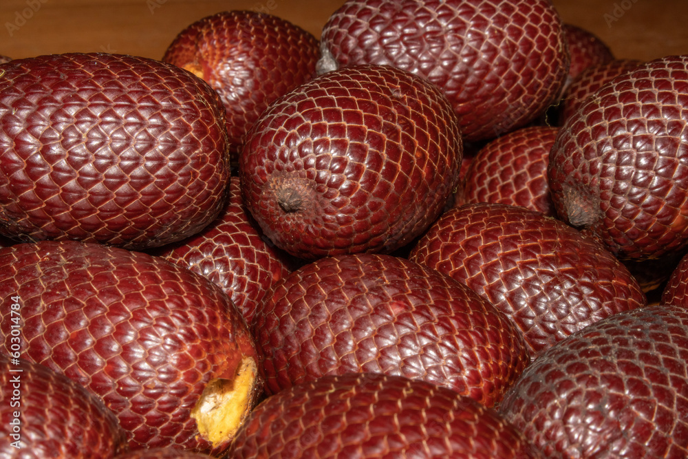 The aguajes are very tasty fruits and with excellent nutritional properties, the aguaje fruit of the Peruvian Amazon The aguajes are very tasty fruits and with excellent nutritional properties, the aguaje fruit of the Peruvian Amazon