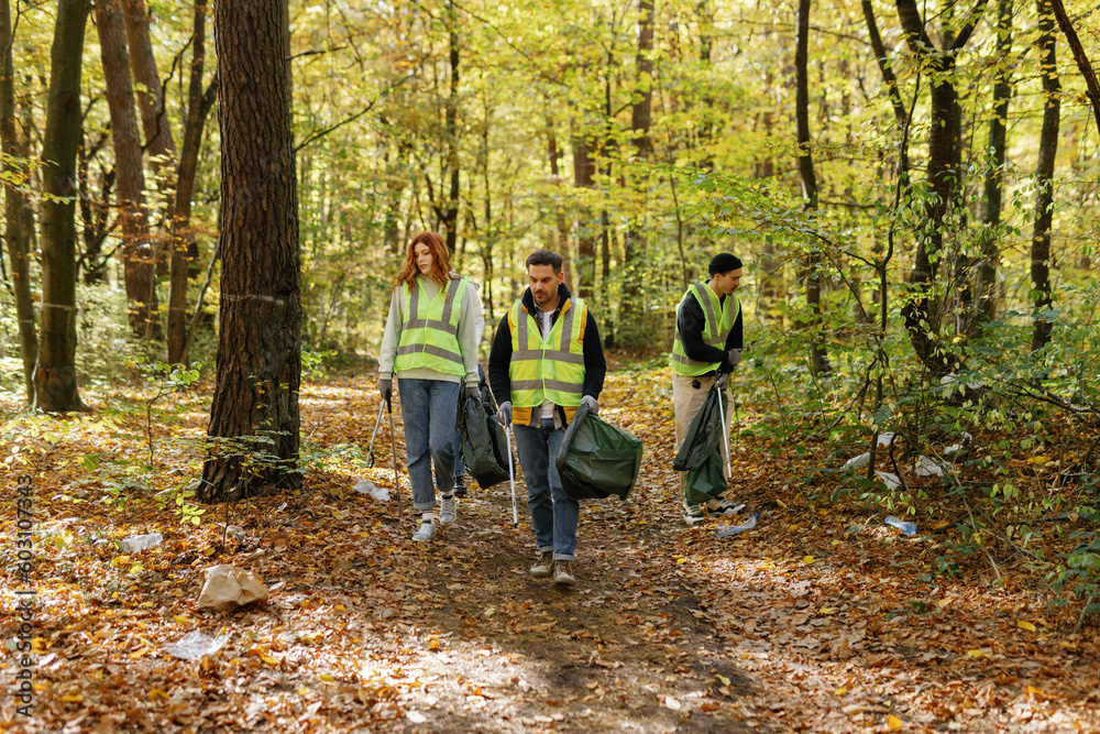 volunteer ecology problem pollution environmental junk volunteer ecology problem pollution environmental junk