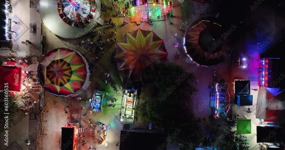Feria de juegos mecánicos