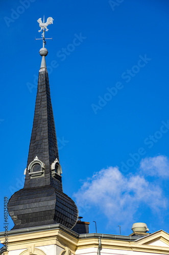 Spitztürmchen mit Wetterhahn photo