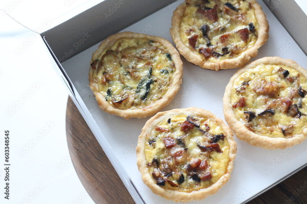 lorraine quiche baked pie savoury pie lorraine quiche baked pie savoury pie