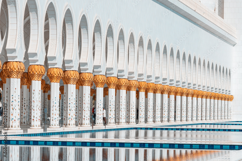 15 January 2023, Abu Dhabi, UAE rhythmic and graceful curves and lines