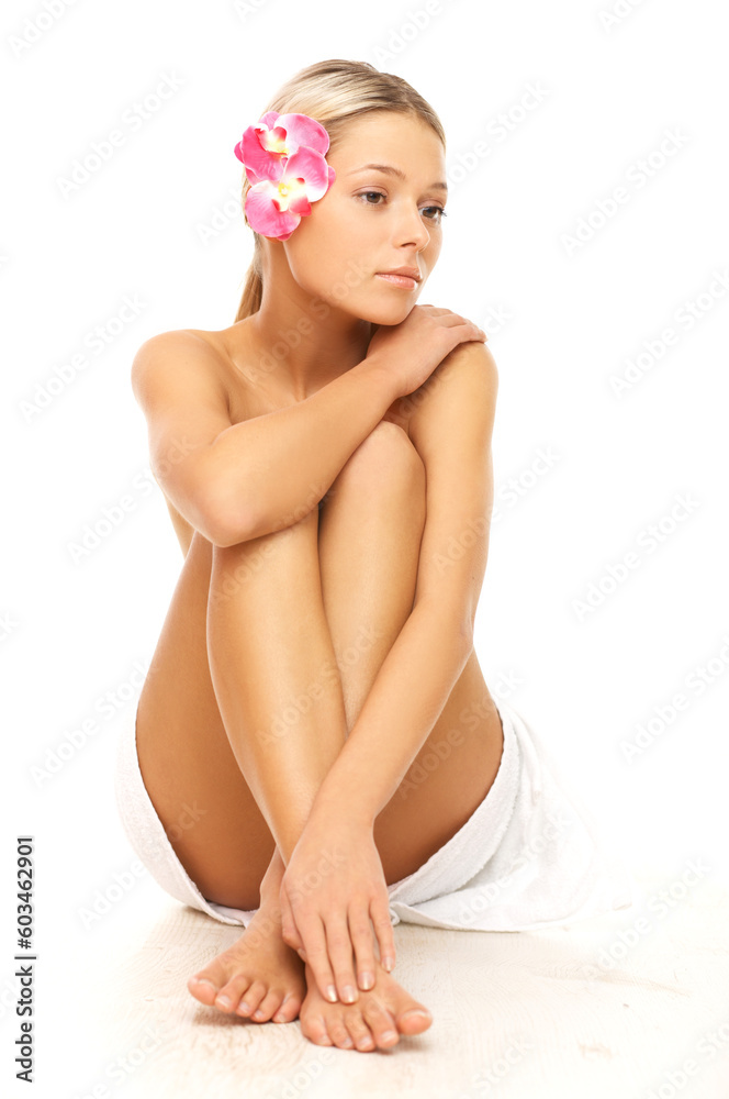 Obraz premium Portrait of beautiful woman before spa treatment