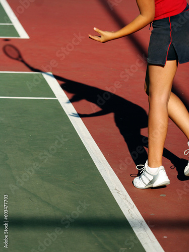 Girl playing tennis © Designpics