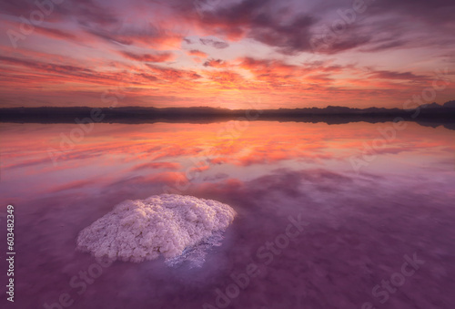 Obraz na płótnie Sunset with magical pink light at salt lake in Natural Park of the Lagoons of Torrevieja