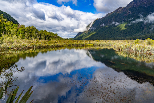 Mirror Lakes, New Zealand © Cmon