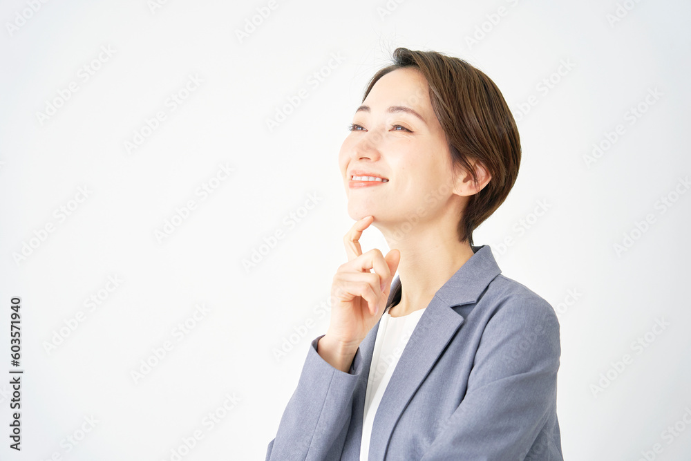 笑顔のビジネスウーマン　白背景