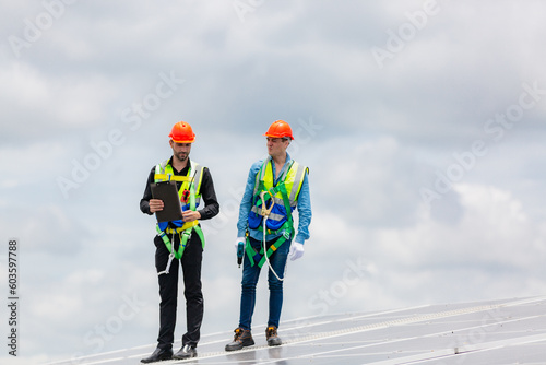 Technician engineer plannin...
