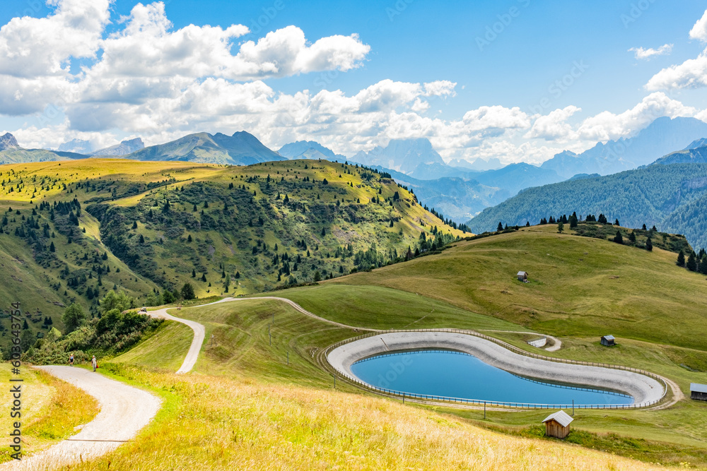 Le Dolomiti vicino a Corvara in Val Badia