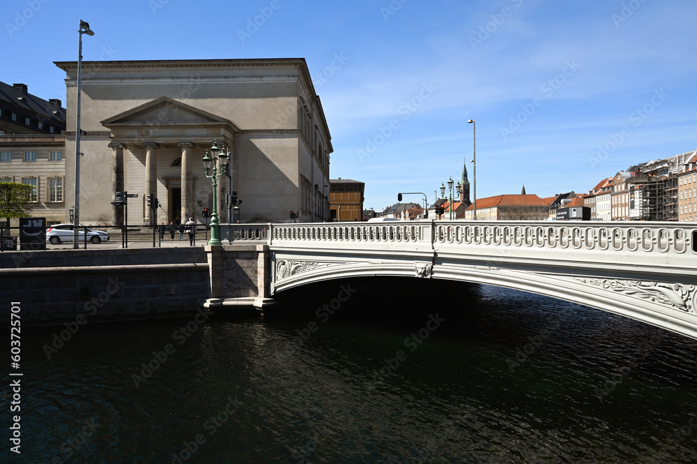 Pont Højbro et église Christiansborg Slotskirke de Copenhague