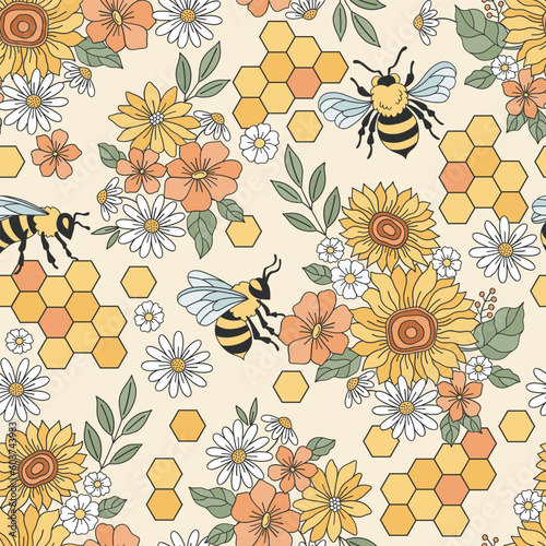 Retro 70s 60s groovy hippie flower bee honeycomb vector seamless pattern. Summer honey lover background. Bee aesthetic surface design © AngellozOlga