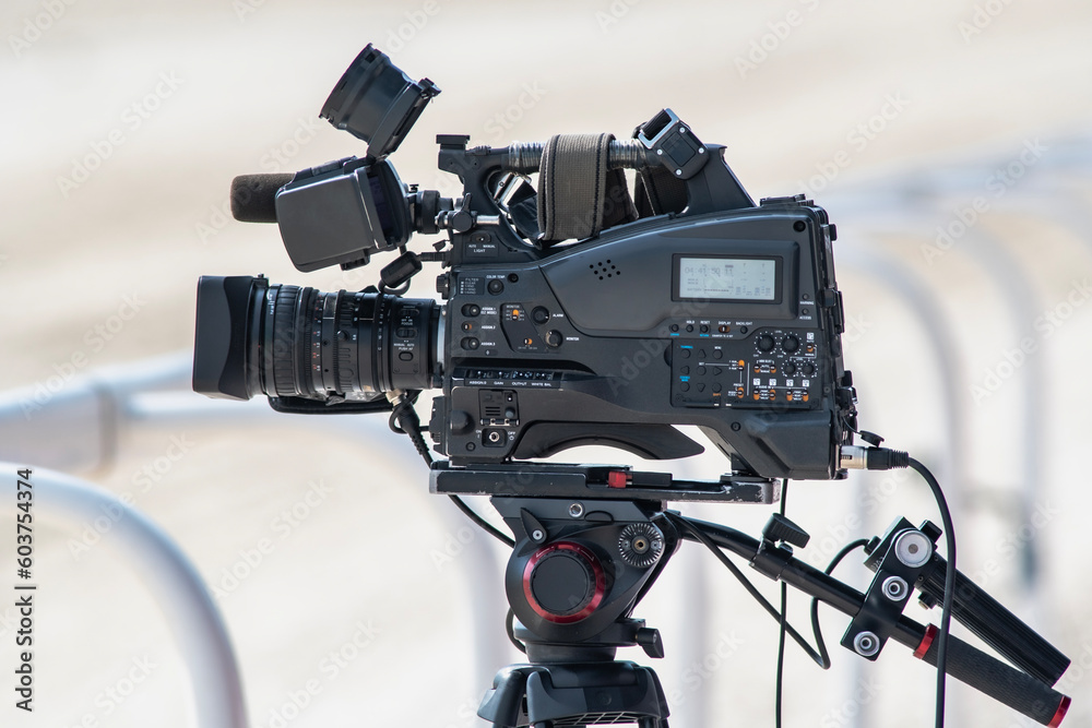 Video camera for reporzhny filming in the media.