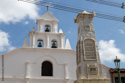 White Christian church in Colombia, a Latin American country, the church has a colonial style. Inscriptions against the Spanish from the time of colonization.