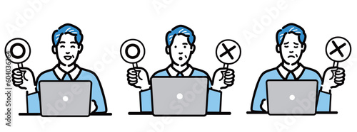 ラップトップの前でマルバツの札を持っている中年男性のセット
