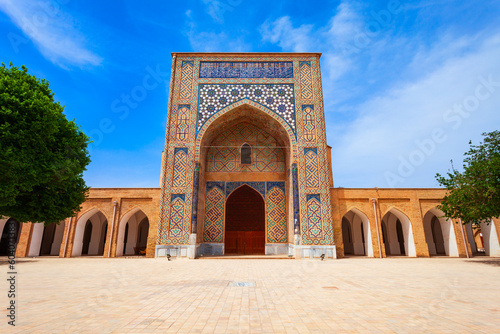 Kok Gumbaz Mosque in Shahrisabz, Uzbekistan photo